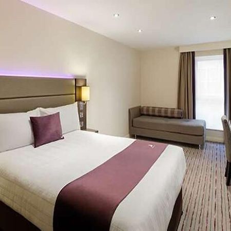 Premier Inn Ipswich North Exteriör bild