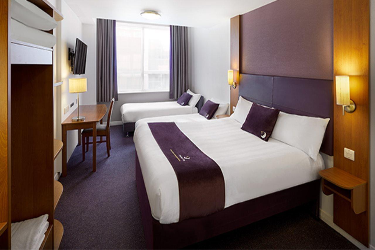 Premier Inn Ipswich North Exteriör bild